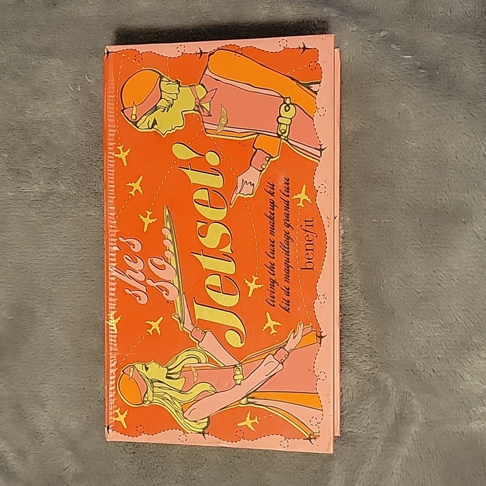 Benefit jetset